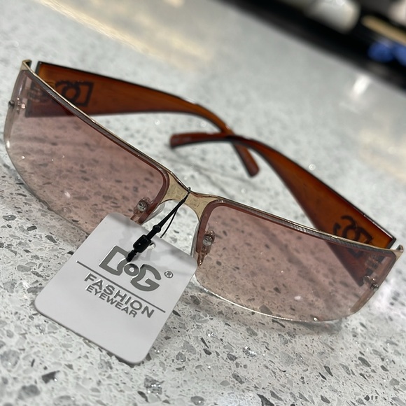 NWT DG FASHION SUNGLASSES WOMENS GOLD BROWN RIMLESS FRAME ROSE LENSES NOSE PADS - Picture 6 of 9